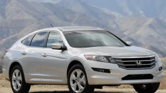 Review: 2010 Honda Accord Crosstour Hatches a New Niche