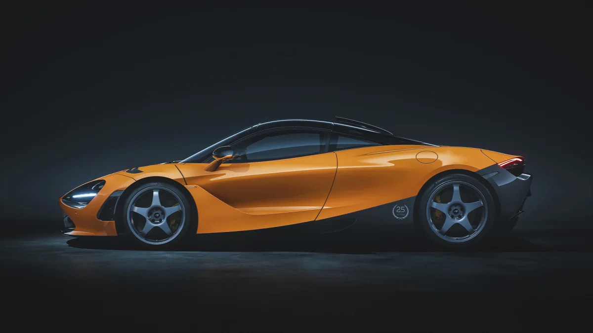 12099-720S-Le-Mans-Side-McLaren-Orange