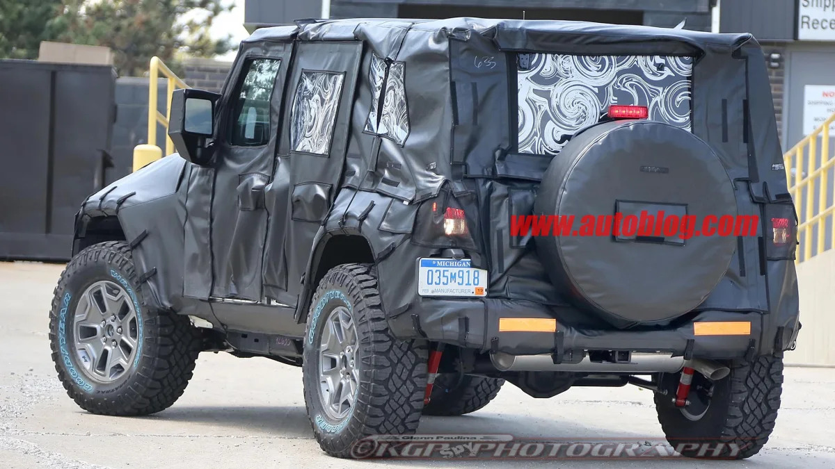 2018 jeep wrangler unlimited spy rear camo