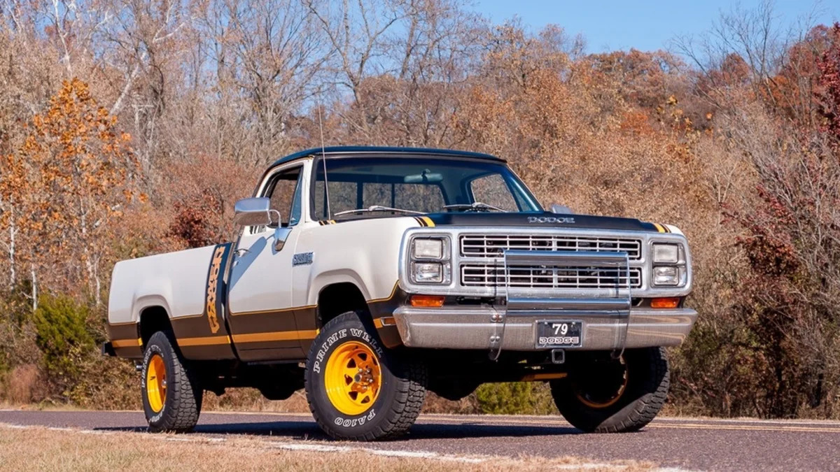 79 Dodge Power Wagon front