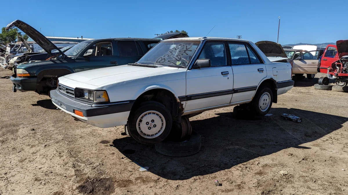 99 -1984 Honda Accord Sedan in Colorado wrecking yard - photo by Murilee Martin