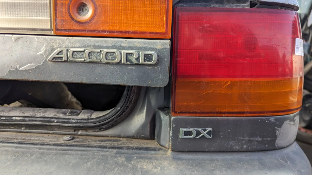 39 - 1992 Honda Accord in Colorado junkyard - photo by Murilee Martin