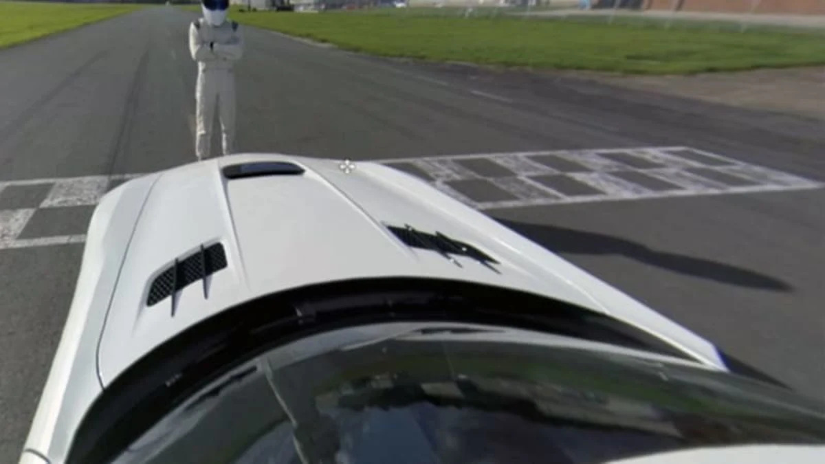 Play with this interactive SLS AMG Black Series POV track video, courtesy of Top Gear