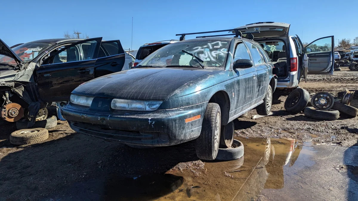 42 - 1998 Saturn SW2 station wagon in Colorado junkyard - photo by Murilee Martin