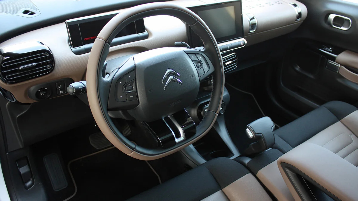 2015 Citroën C4 Cactus interior