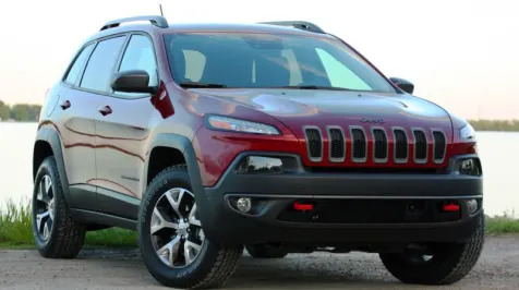 <h6><u>FCA recalls over 200k Jeep Cherokees for windshield wiper static</u></h6>