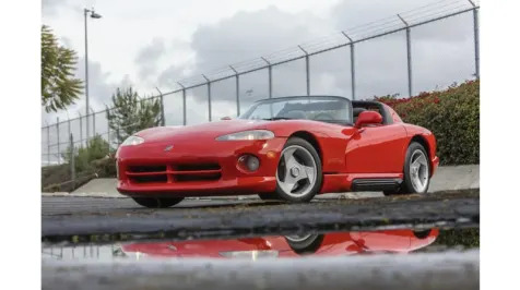 <h6><u>The first production 1992 Dodge Viper RT/10 is up for grabs</u></h6>