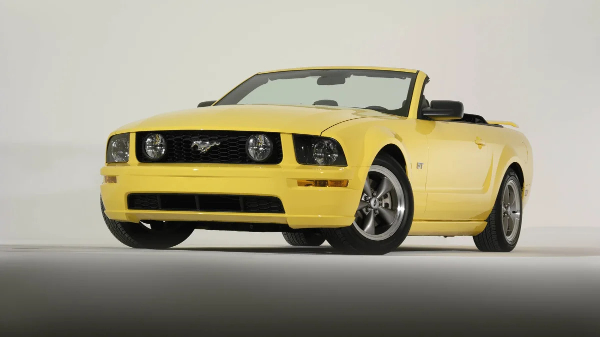 2005 Ford Mustang GT convertible