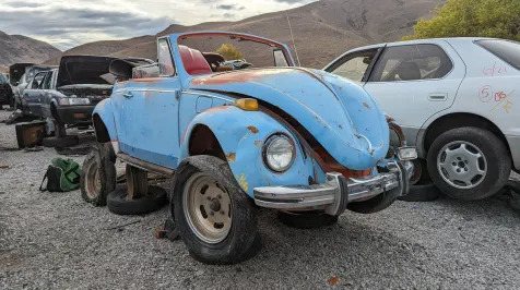 <h6><u>Junked 1970 Volkswagen Beetle Convertible</u></h6>