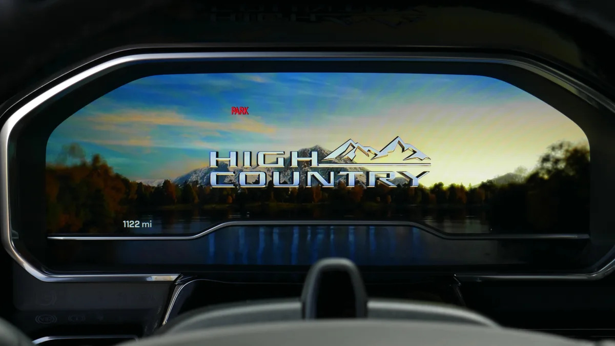 2022 Chevrolet Silverado High Country IP start up graphic