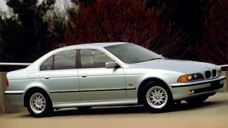 1999 BMW 528 i 4dr Sedan