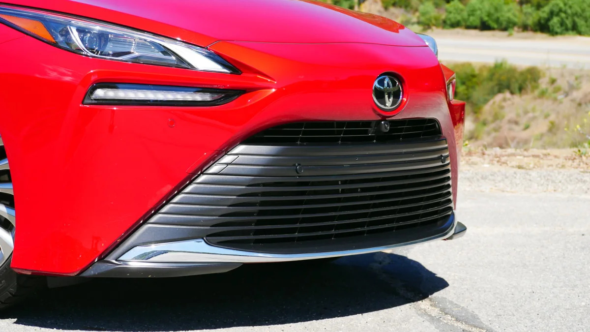 Toyota Mirai Limited grille