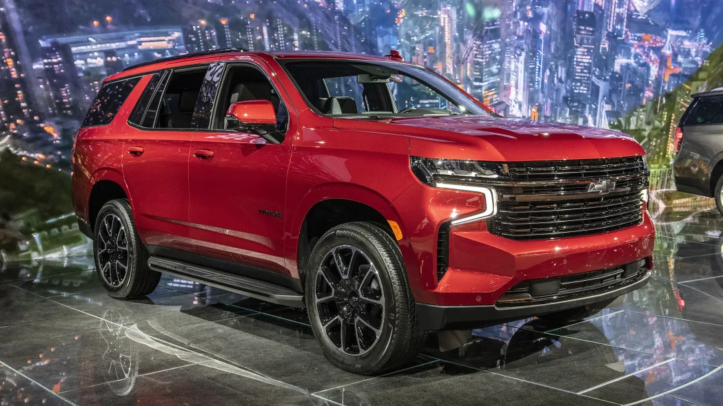 2021-chevy-tahoe-chicago-01
