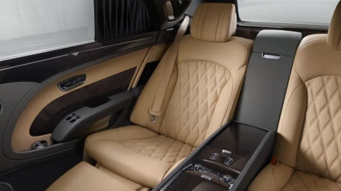 2017 Bentley Mulsanne Extended Wheelbase rear seat
