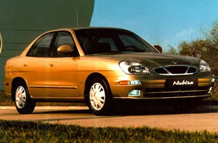 2000 Daewoo Nubira CDX 4dr Sedan
