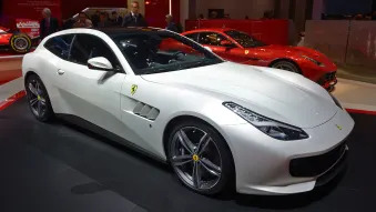 Ferrari GTC4 Lusso: Geneva 2016