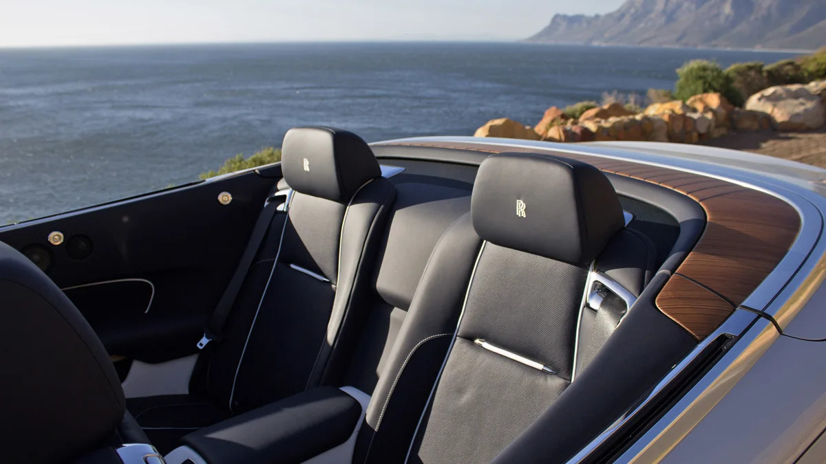 2016 Rolls-Royce Dawn rear seats