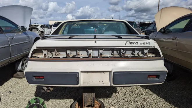1984 Pontiac Fiero  Country Classic Cars