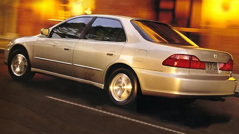 1999 Honda Accord DX 4dr Sedan