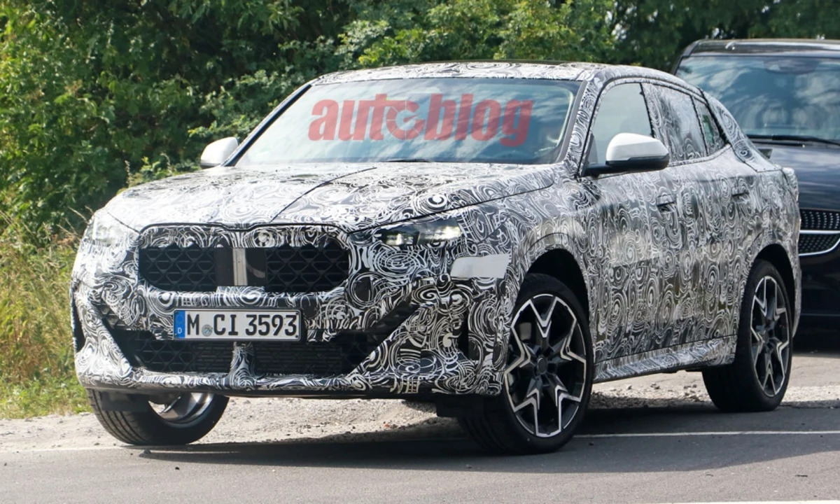 BMW X2 spy photos give a clearer look at the fastback SUV - Autoblog