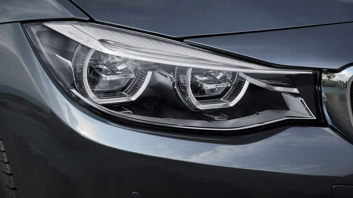 2017 BMW 3 Series Gran Turismo Luxury headlight