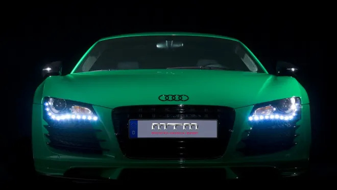 audi r8 black and green