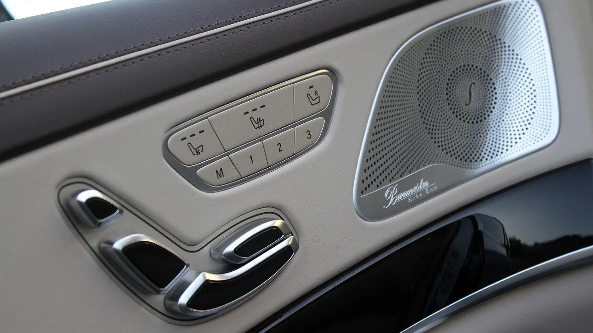 2016 Mercedes-Maybach S600 seat controls