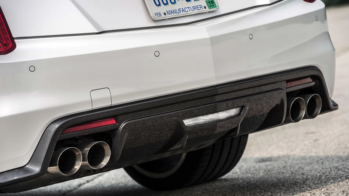 2016 Cadillac CTS-V rear diffuser