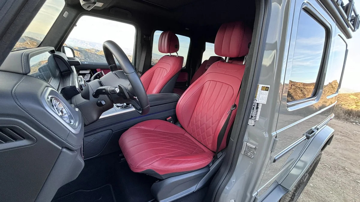 Mercedes G 550 Professional Edition front seats