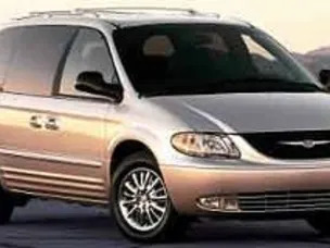 2004 Chrysler Town & Country EX