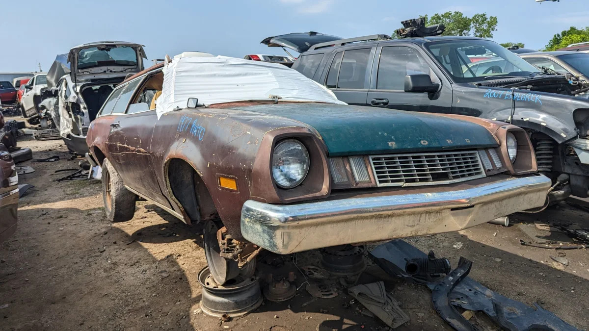 37 - 1977 Ford Pinto Station Wagon in Oklahoma junkyard - photo by Murilee Martin
