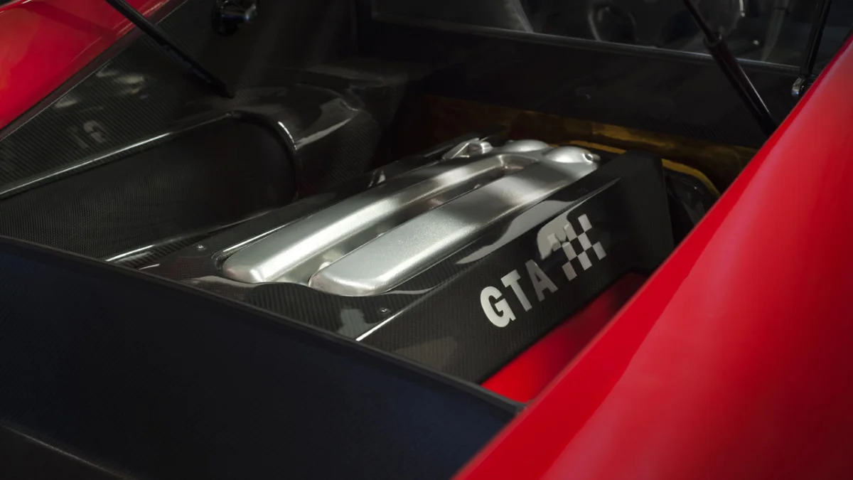 2011 GTA Spano engine