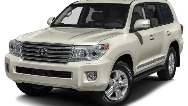 Toyota Land Cruiser V8 Review; Specifications & Pricing