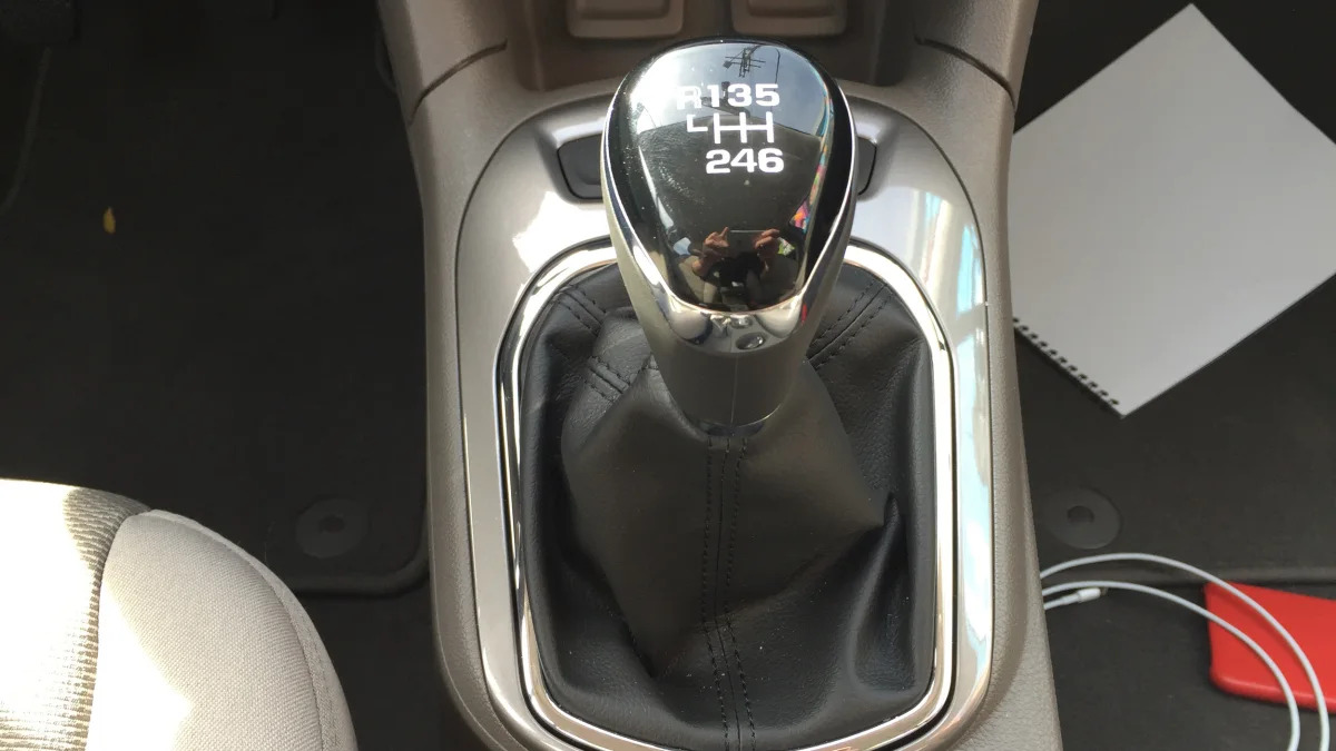 2017 Chevrolet Cruze hatchback shift knob