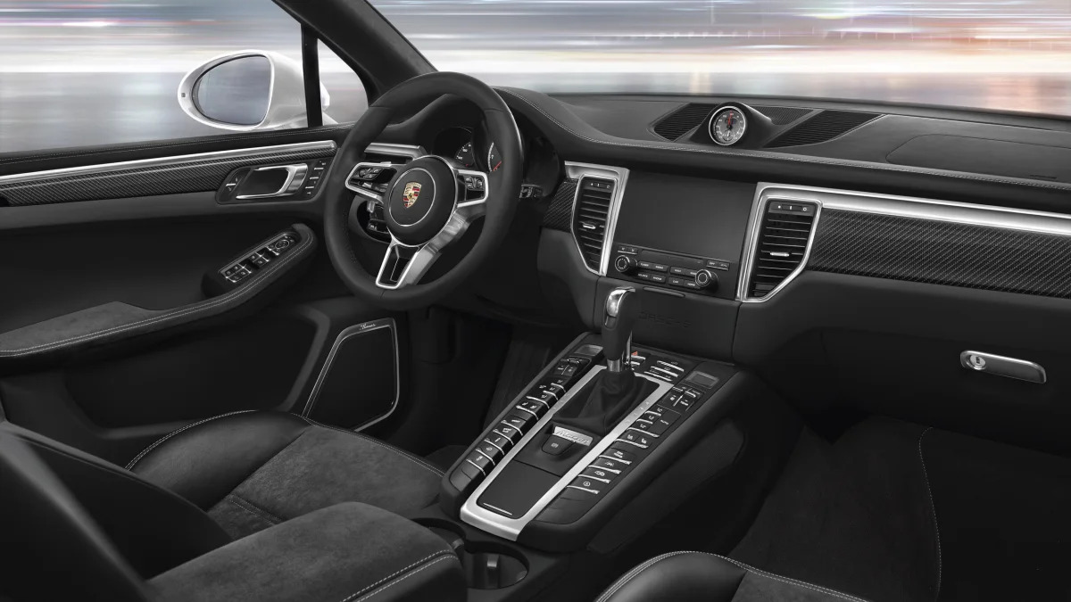 2016 Porsche Macan accessories interior