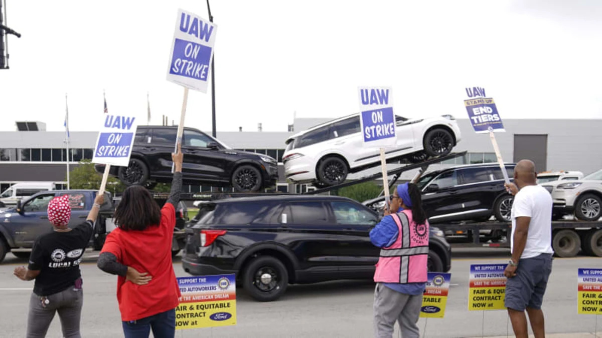 UAW strike: Here's what analysts are saying about the latest development