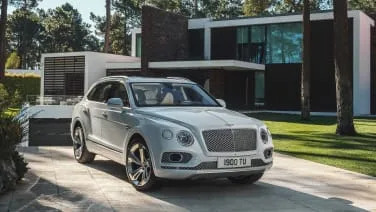 2020 Bentley Bentayga Hybrid is less efficient on the highway than V8 version