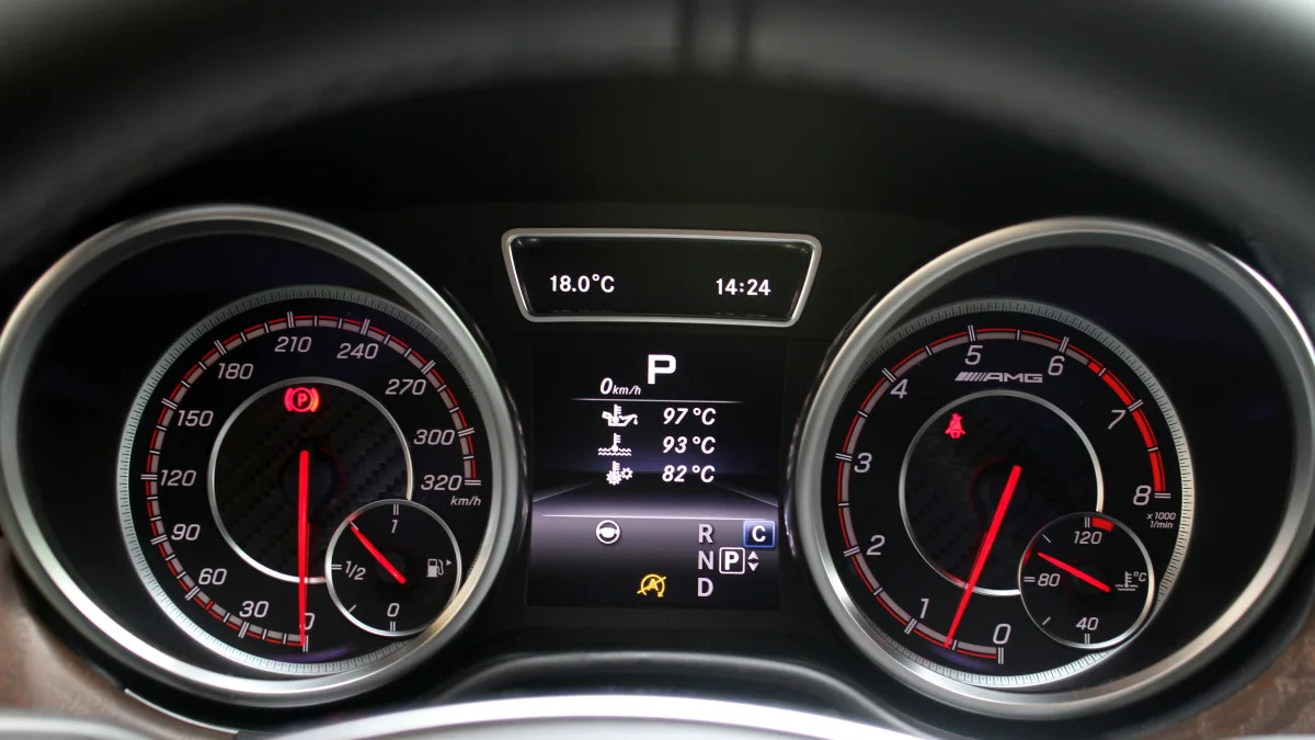 2016 Mercedes-Benz GLE Coupe gauges