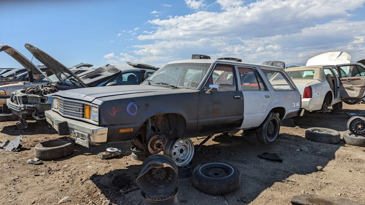 99 - 1979 Ford Fairmont Station Wagon in Colorado junkyard - Photo by Murilee Martin