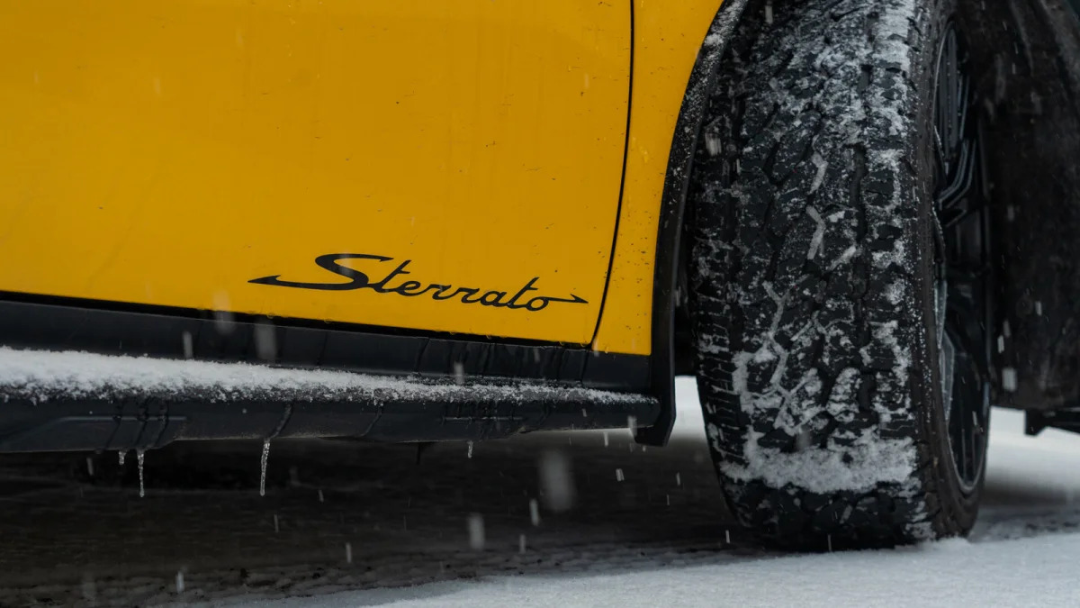 2024 Lamborghini Huracan Sterrato badge and tire detail