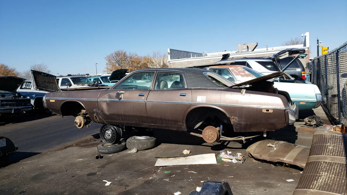 63 - 1973 Dodge Coronet in Colorado junkyard - photo by Murilee Martin