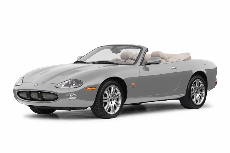 2004 XKR