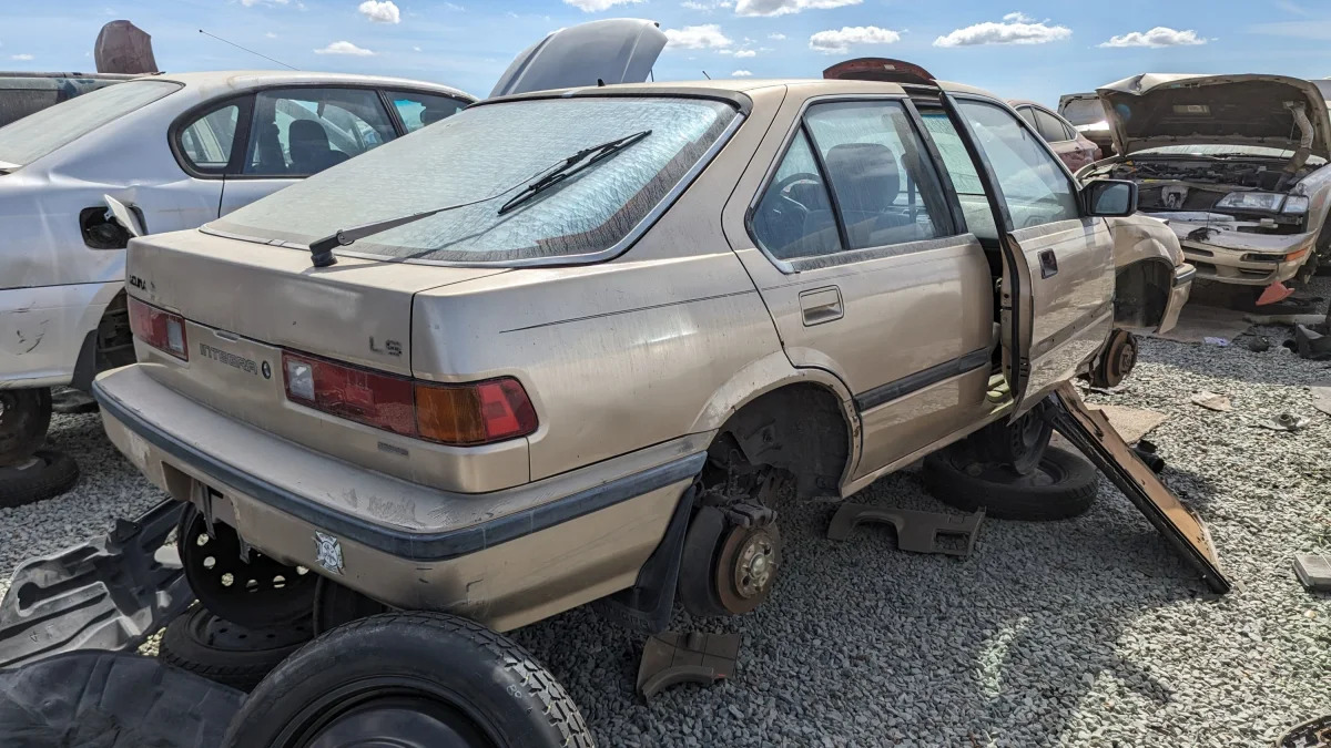 32 - 1988 Acura Integra in California junkyard - photo by Murilee Martin