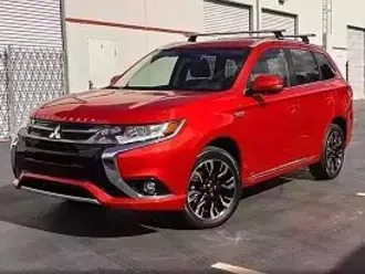 2018 Mitsubishi Outlander PHEV SUV: Latest Prices, Reviews, Specs, Photos  and Incentives
