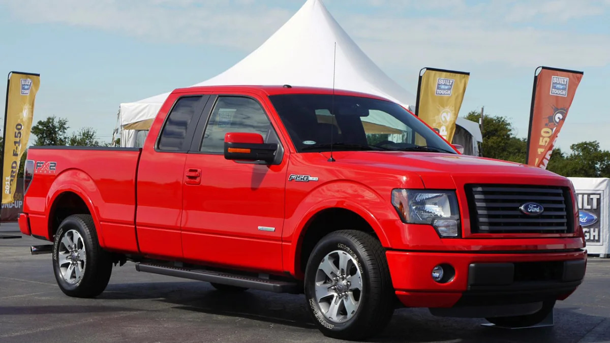 2011 Ford F-150 red front view 