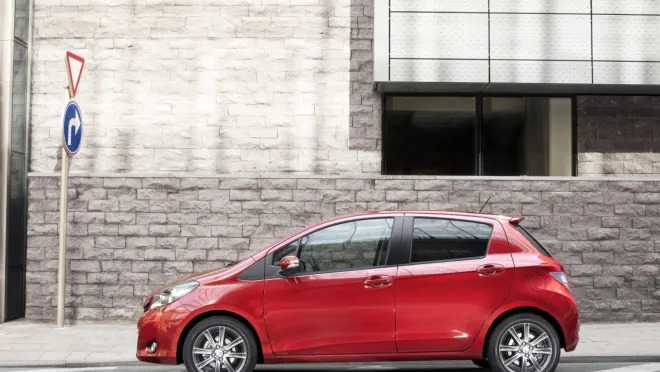 Toyota cuts estimated emissions for full-hybrid Yaris Cross SUV