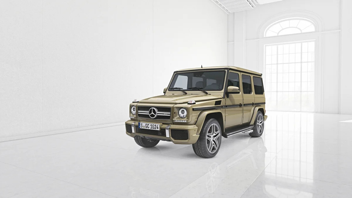 Mercedes-Benz G-Glass exterior with Designer Manufaktur options, front three-quarter.