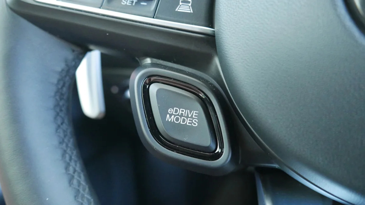 2024 Dodge Hornet RT eDrive mode select button