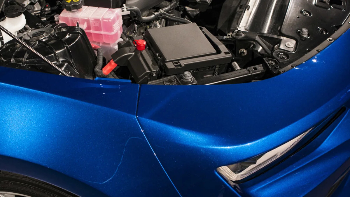 2016 chevy camaro blue hood open