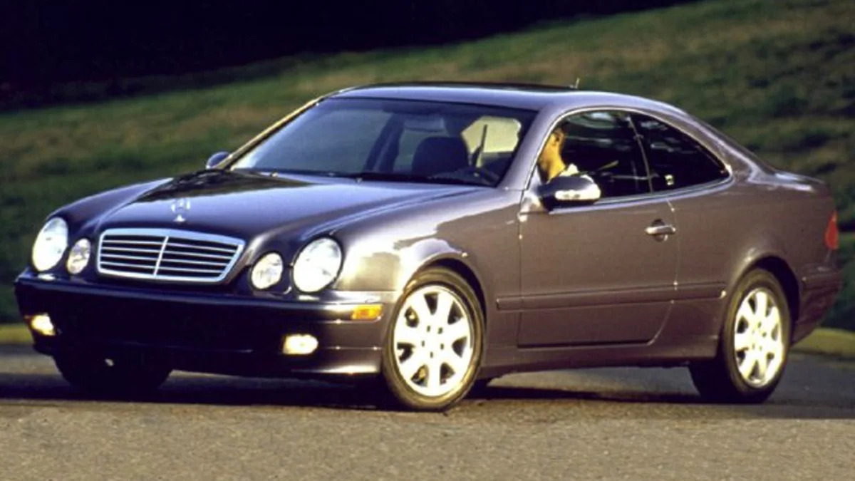 2001 Mercedes-Benz CLK-Class Base CLK 55 AMG 2dr Coupe : Trim